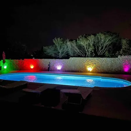 Praia Da Luz Between Luz And Burgau With Shared Pool Villa *