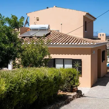 Praia Da Luz Between Luz And Burgau With Shared Pool Villa